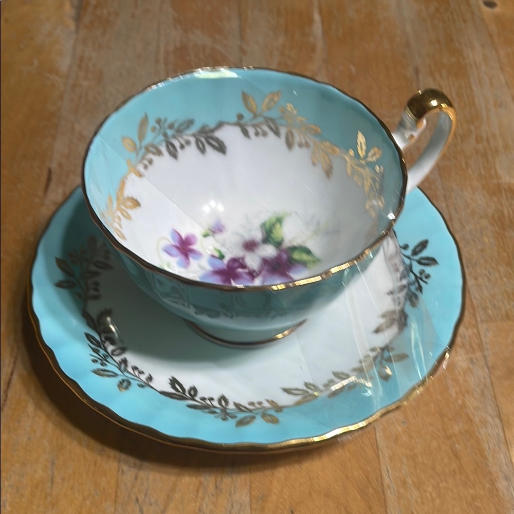 Vintage Aynsley tea cup and saucer